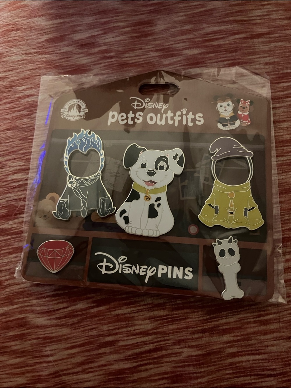 Disney pet outfits Disney pins NWT